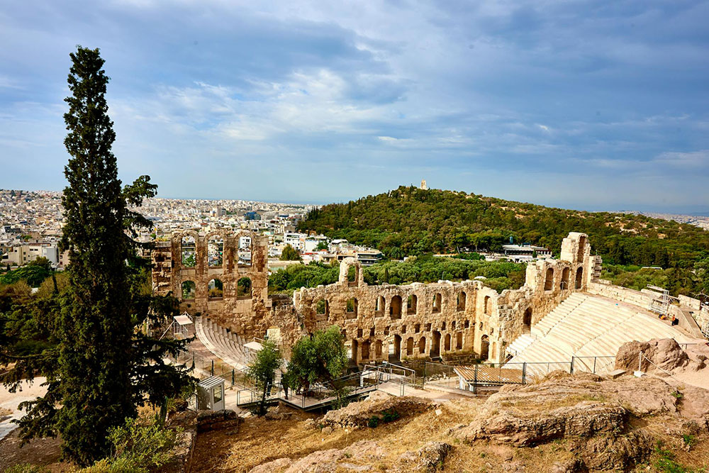 Μετακινήσεις εκδρομές ξεναγήσεις αλλοδαπών τουριστών